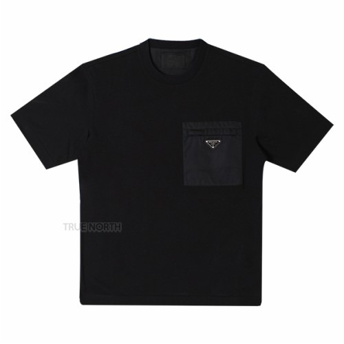 [프라다] 24SS 남성 UJN661 11CK F0002 리나일론 삼각 로고 포켓 반팔 티셔츠 블랙